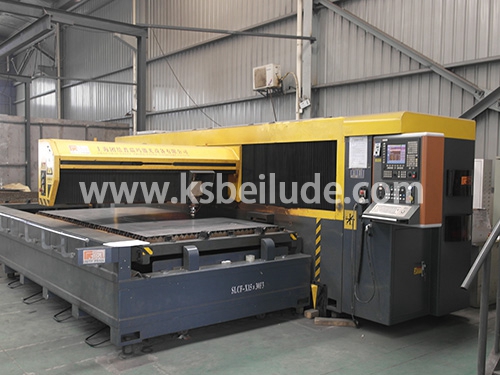 團(tuán)結(jié)激光 3米-1.5米